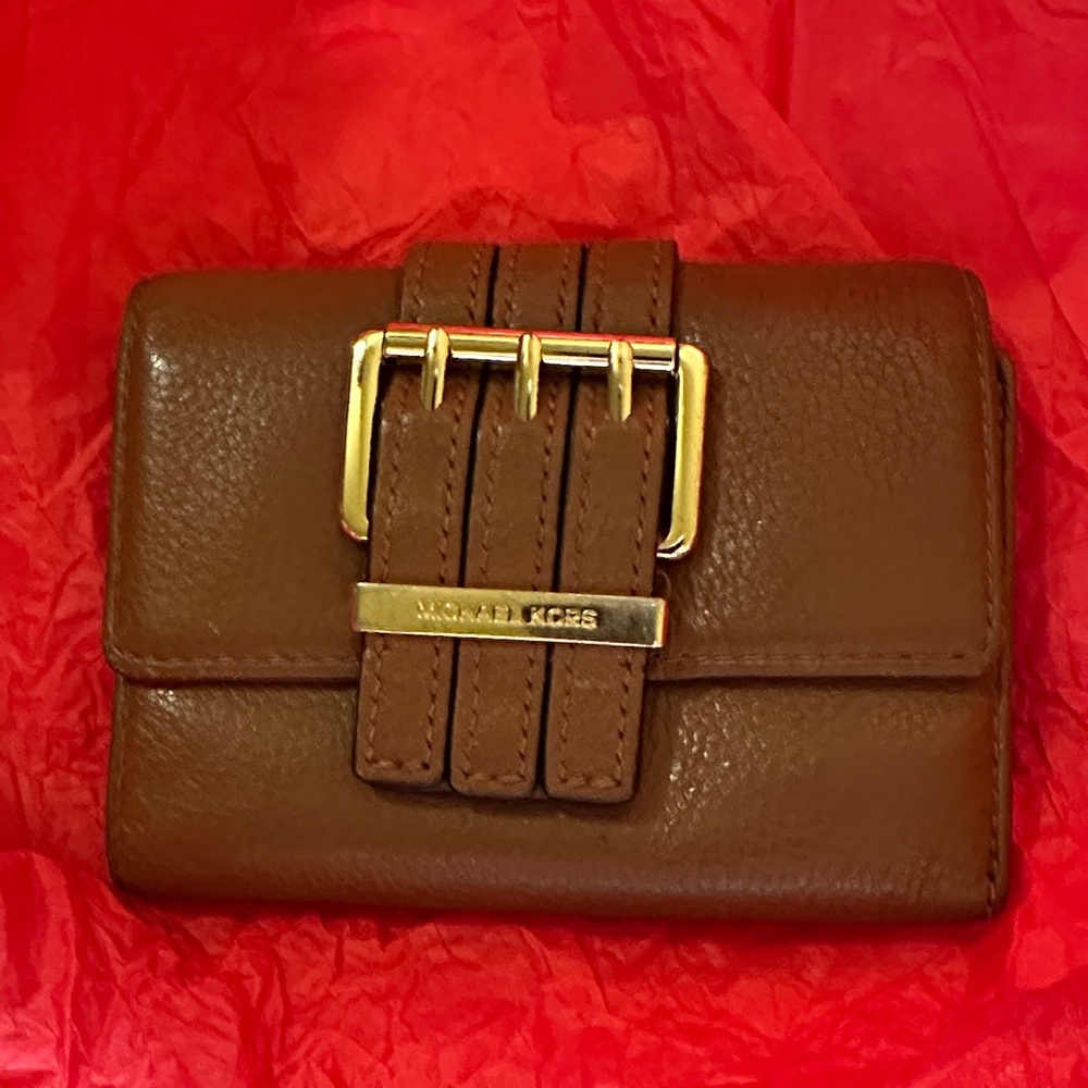 Michael Kors Tan Leather Wallet with Gold Buckle - EUC